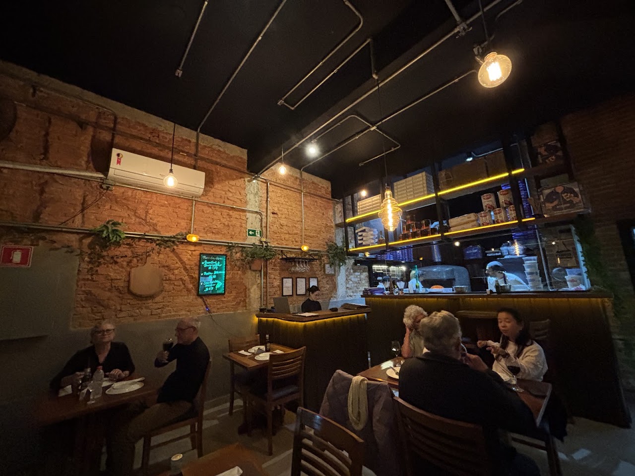 AZZURRI PIZZERIA