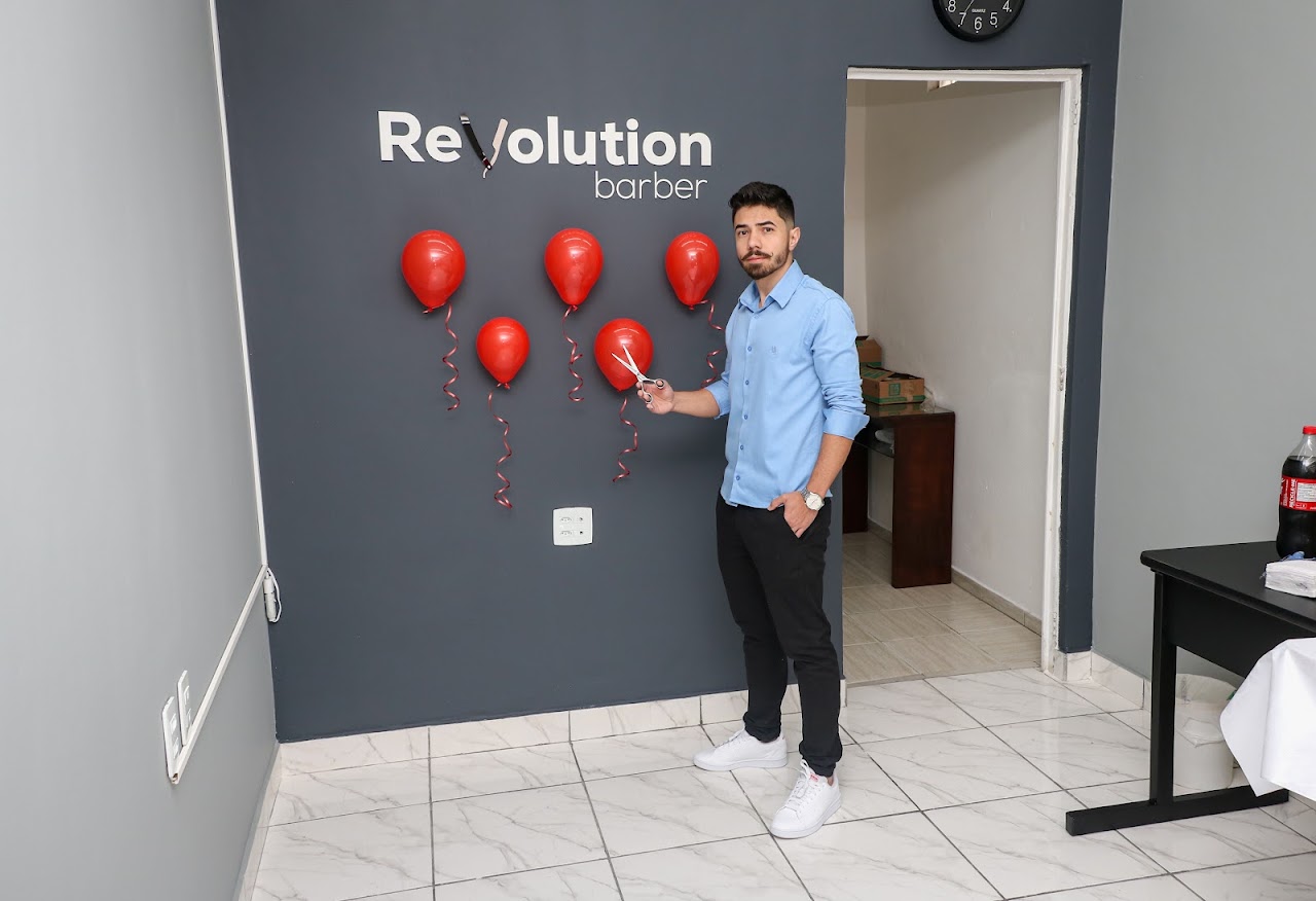 Revolution Barber