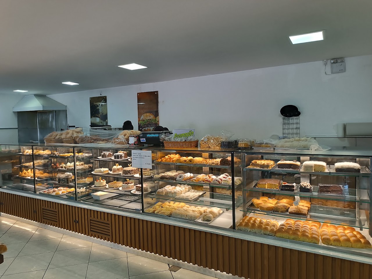 Padaria, Confeitaria e Restaurante Familia Machado
